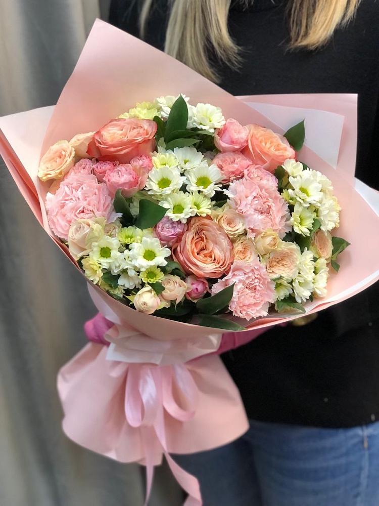 Букет цветов из: Гвоздики, Розы и Хризантемы в Хабезе