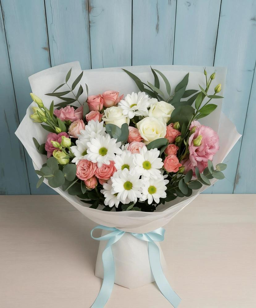 Букет цветов из: Розы, Лизиантусы и Хризантемы в Хабезе