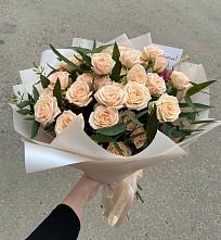 Букет Кремовые розы Латте в Хабезе