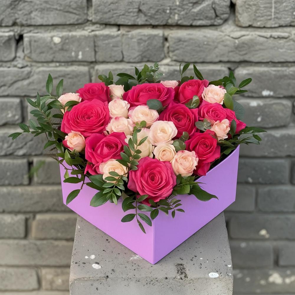 Цветочная композиция из Розы в коробке в Хабезе