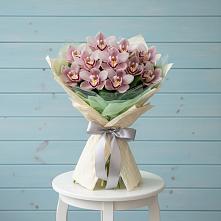Букет цветов из:  Орхидеи и Розы в Хабезе