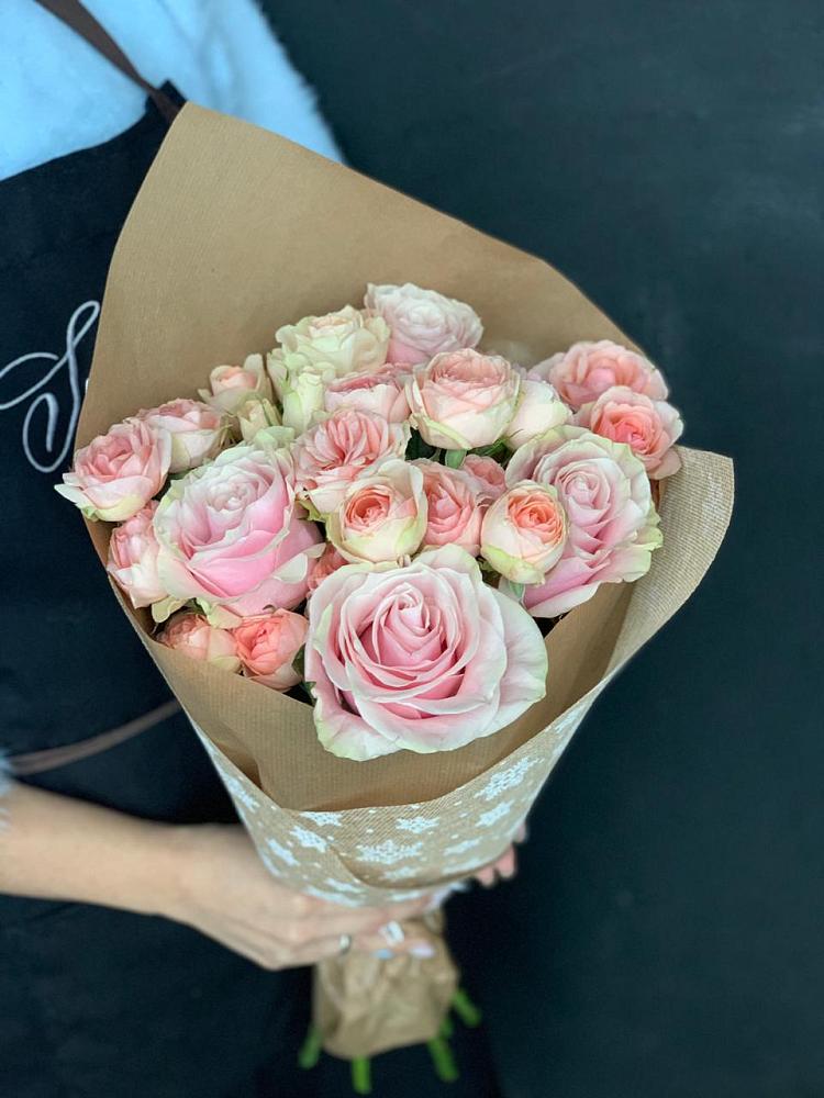 Букет цветов из: Хризантемы и Розы в Хабезе